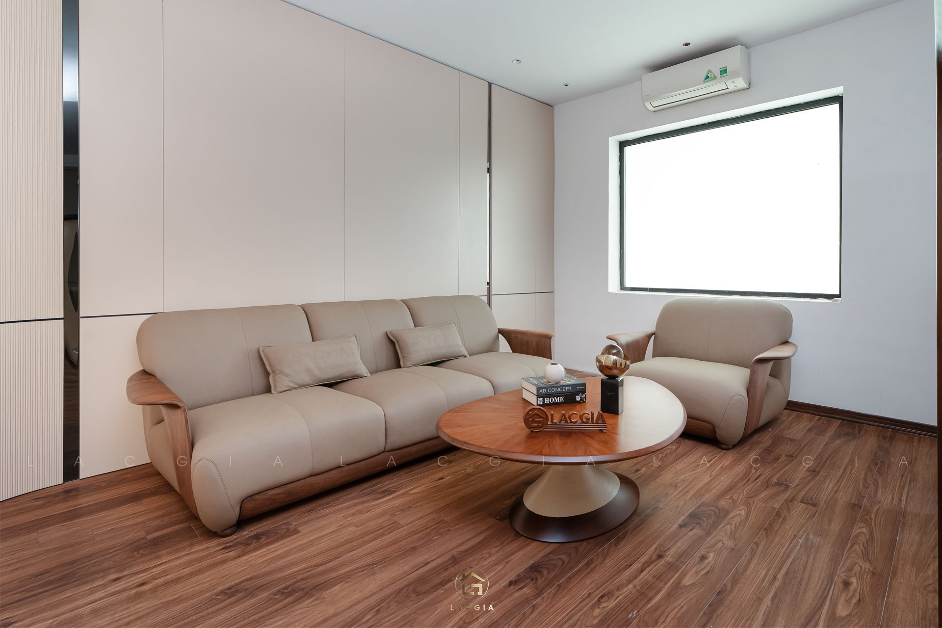 Sofa gỗ óc chó Vero